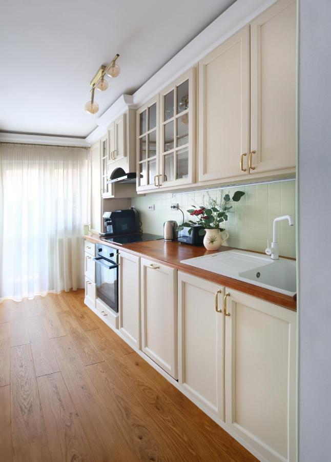 Premium Apartment